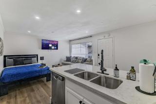 1BD Luxe Stay Comfy Beds Near downtown - Houston - 3