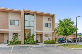 Home Luxury 4 BedsPrivate Hot Tub Close Disney - 4