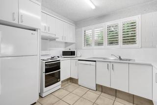 Riverview Two Apartments - 2