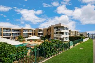 The Headlands Apartment 16 - Alexandra Headland - 1