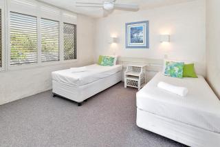 Warroo Apartments - Alexandra Headland - 4