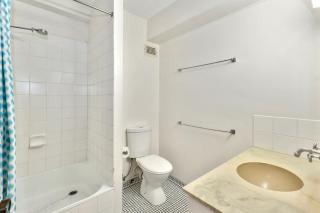Warroo Apartments - Alexandra Headland - 2