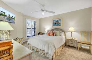 123D Shipwatch by AvantStay Beach Access Pool - Isle of Palms - 6