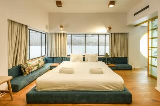 Charming 2BR Apt with a Breathtaking Patio in the Heart of the City with Shelter by Sea N' Rent - Tel Aviv - 7