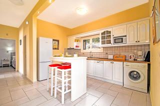 Villa Kiki by Villa Plus - 1