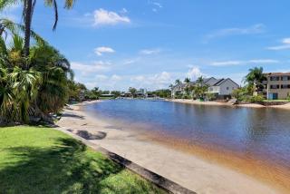 HACIENDA- CANAL VIEWS AND COMFORT - Mooloolaba - 4