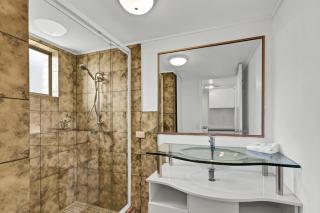 HACIENDA- CANAL VIEWS AND COMFORT - Mooloolaba - 2