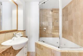 Zanzibar-Premium Ocean Apartment - Mooloolaba - 2