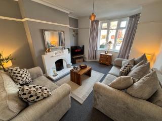 Large House - Families - Business stays - Doncaster - 8