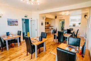 OYO Minerva Guesthouse - Newquay - 3