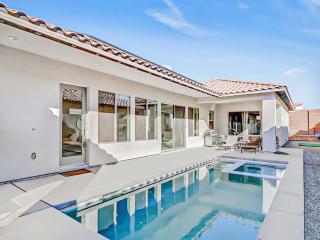 Beautiful Desert Oasis Retreat Pool & Jacuzzi - La Quinta - 0