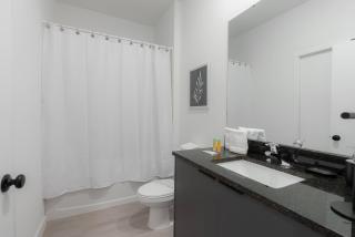Amazing 03 Bedrooms 03 Baths Sleeps 08 - 4