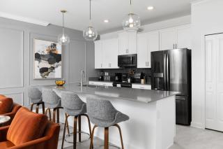 Last Minute Disney Getaway! Private Pool, Hot Tub & Games Room. Book Now! #70101 - Kissimmee - 2