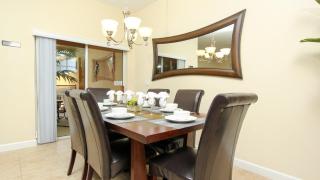 Last Minute Disney Getaway! Private Pool, Hot Tub & Games Room. Book Now! #36330 - Kissimmee - 6