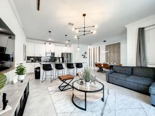 Last Minute Disney Getaway! Private Pool, Hot Tub & Games Room. Book Now! #87961 - Kissimmee - 6