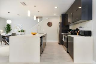 Last Minute Disney Getaway! Private Pool, Hot Tub & Games Room. Book Now! #60515 - Kissimmee - 1