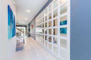 Last Minute Disney Getaway! Private Pool, Hot Tub & Games Room. Book Now! #18450 - Kissimmee - 3