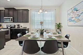 Last Minute Disney Getaway! Private Pool, Hot Tub & Games Room. Book Now! #39360 - Kissimmee - 4