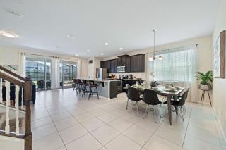 Last Minute Disney Getaway! Private Pool, Hot Tub & Games Room. Book Now! #39360 - Kissimmee - 2