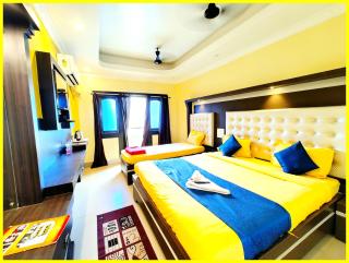 HOTEL Asish Near Jagannath Temple - Sea Beach - Fully Air conditioned Rooms - Free Wifi & Parking Facilities - BEST HOTEL IN PURI - Puri - 4