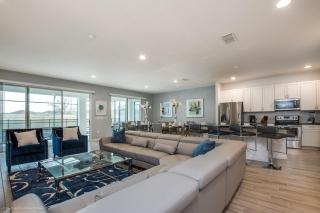 Last Minute Disney Getaway! Private Pool, Hot Tub & Games Room. Book Now! #17444 - Kissimmee - 6