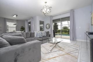Last Minute Disney Getaway! Private Pool, Hot Tub & Games Room. Book Now! #93745 - Kissimmee - 5