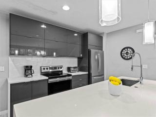 Last Minute Disney Getaway! Private Pool, Hot Tub & Games Room. Book Now! #86911 - Kissimmee - 1