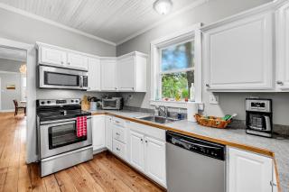Park Circle's Gem Near Downtown And Beaches - Charleston - 4