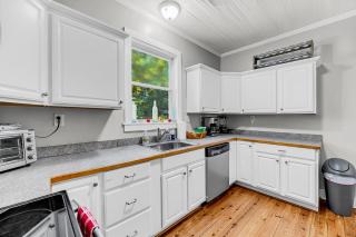 Park Circle's Gem Near Downtown And Beaches - Charleston - 8