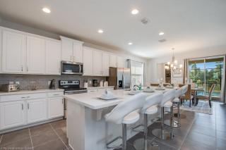 Last Minute Disney Getaway! Private Pool, Hot Tub & Games Room. Book Now! #22440 - Kissimmee - 5