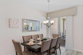 Last Minute Disney Getaway! Private Pool, Hot Tub & Games Room. Book Now! #94723 - Kissimmee - 3