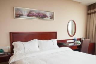 GreenTree Inn Jiangsu Wuxi New District High Speed Rail Station Newland Family Express Hotel - 5