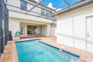 Last Minute Disney Getaway! Private Pool, Hot Tub & Games Room. Book Now! #89963 - Kissimmee - 0