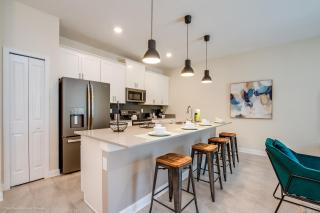 Last Minute Disney Getaway! Private Pool, Hot Tub & Games Room. Book Now! #39274 - Kissimmee - 4