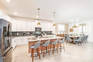 Last Minute Disney Getaway! Private Pool, Hot Tub & Games Room. Book Now! #81933 - Kissimmee - 3