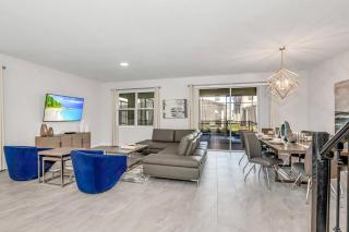 Last Minute Disney Getaway! Private Pool, Hot Tub & Games Room. Book Now! #96495 - Kissimmee - 3
