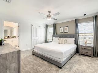 Last Minute Disney Getaway! Private Pool, Hot Tub & Games Room. Book Now! #98301 - Kissimmee - 7
