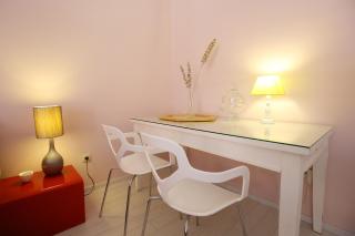 Downtown Accommodation 2BR - 5