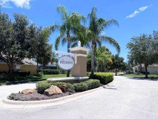 Last Minute Disney Getaway! Private Pool, Hot Tub & Games Room. Book Now! #98225 - Orlando - 6