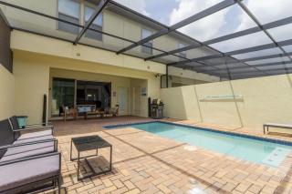 Last Minute Disney Getaway! Private Pool, Hot Tub & Games Room. Book Now! #43259 - Kissimmee - 0