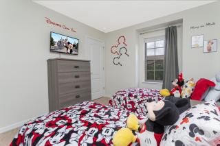 Last Minute Disney Getaway! Private Pool, Hot Tub & Games Room. Book Now! #43259 - Kissimmee - 4