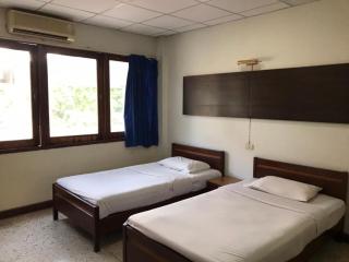Petchpailyn Hotel - Ban Bung Phra - 1