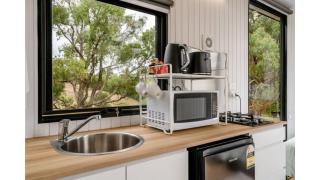 The Meadows Tiny House by Tiny Away - Macclesfield - 3