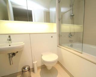 Central Modern Stylish 3BR in QuarterMile - Edinburgh - 1