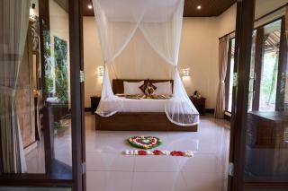 Villa Hening Suite Ubud - Ubud - 7