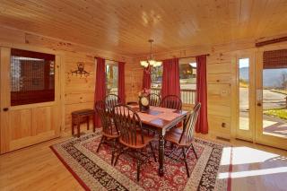 Moonshiner's Legacy Holiday home - Gatlinburg - 3