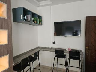 شقة مفروشة فاخرة 3 غرف في طبربور - Amman - 3