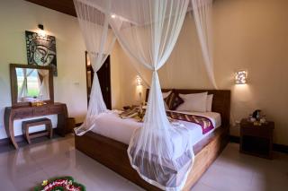 Villa Hening Suite Ubud - 8