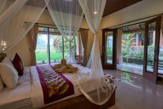 Villa Hening Suite Ubud - Ubud - 9
