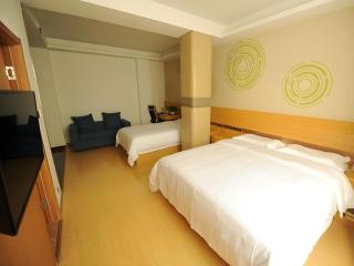 GreenTree Inn Yantai Laizhou Nan Road Unicom Building - Laizhou - 4